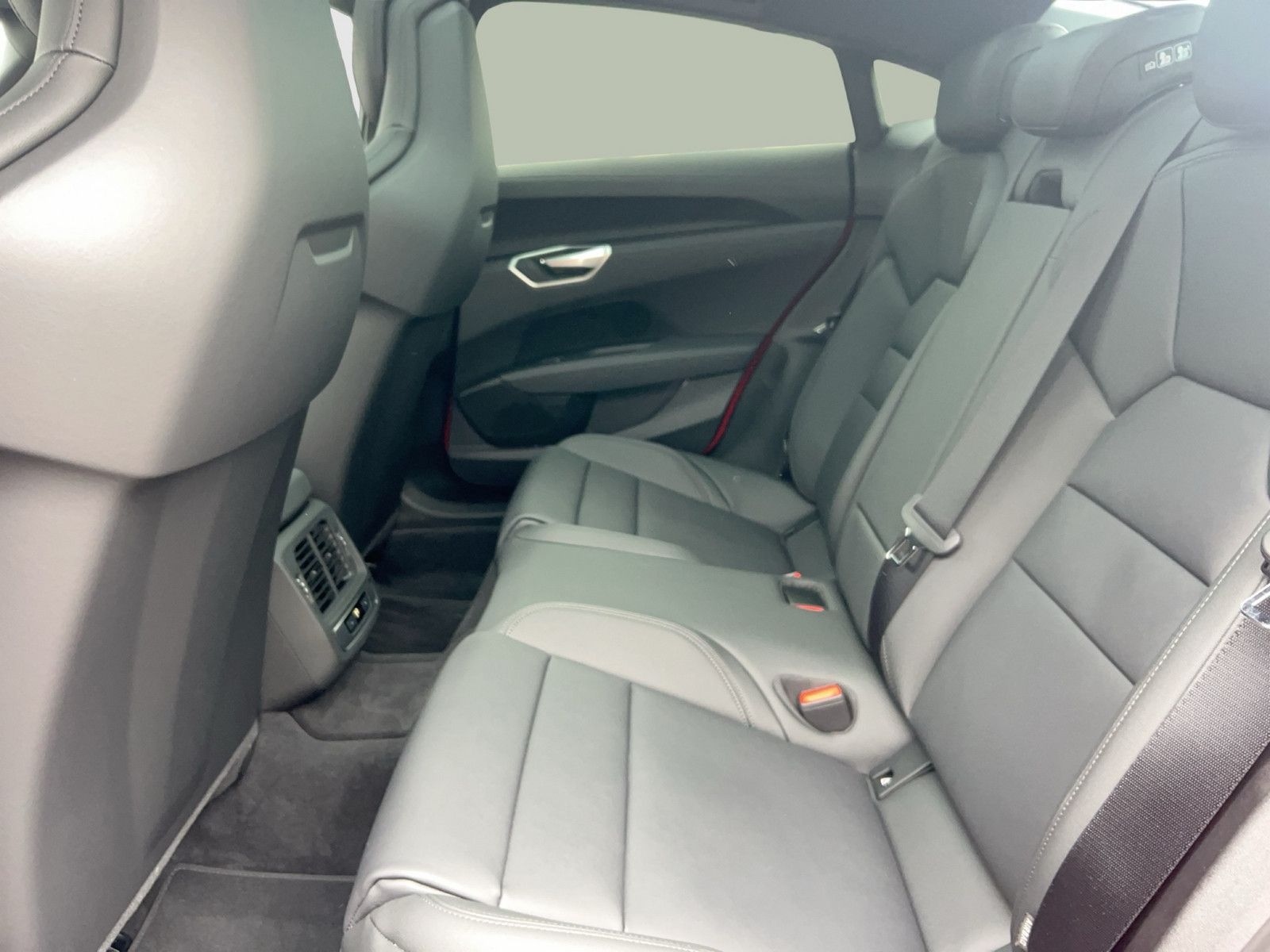 Audi e-tron GT - Bild 12