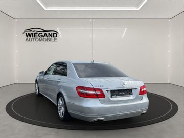 Mercedes E 250 - 3