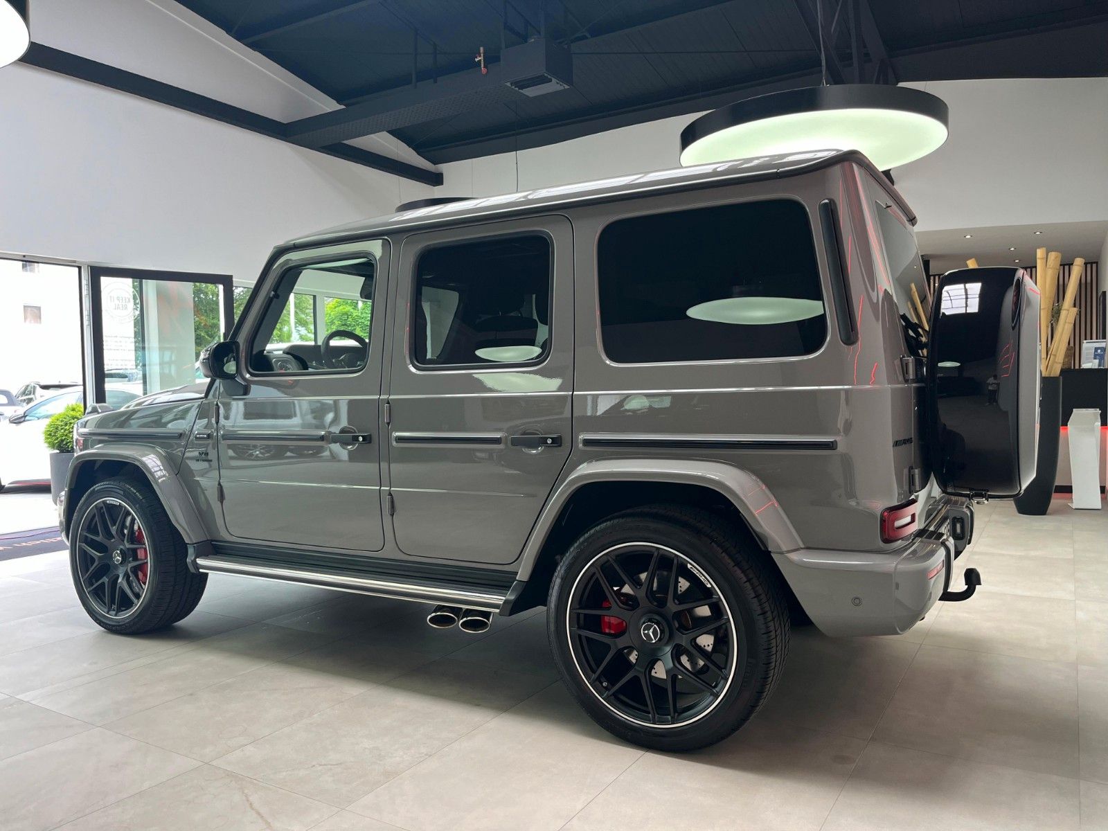 Fahrzeugabbildung Mercedes-Benz G 63 AMG*Performance*22"Manufaktur*Night II*360°