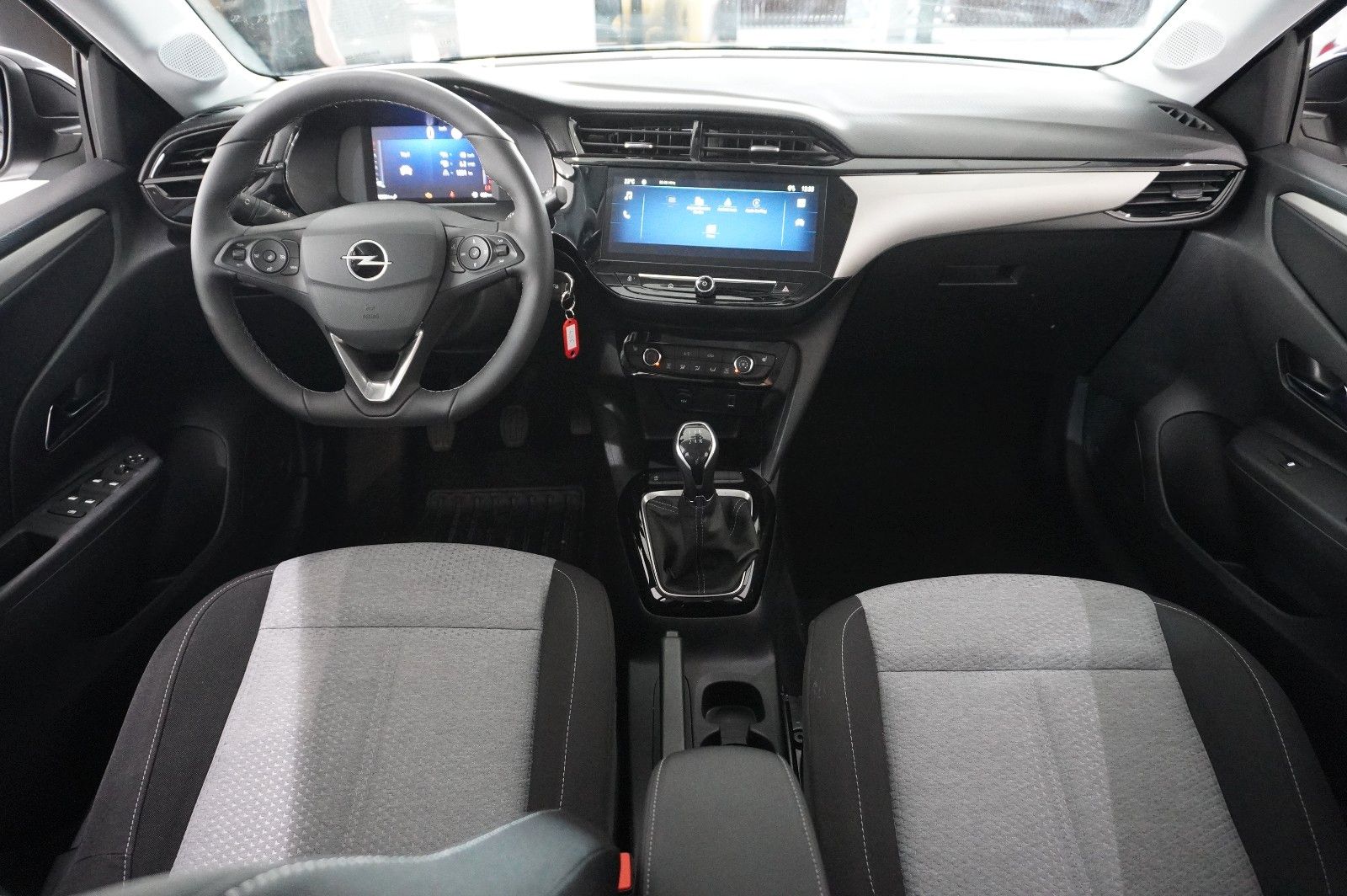 Fahrzeugabbildung Opel Corsa F 1.2 FACELIFT NAVI/LED/KAMERA/VIRTU./DAB+