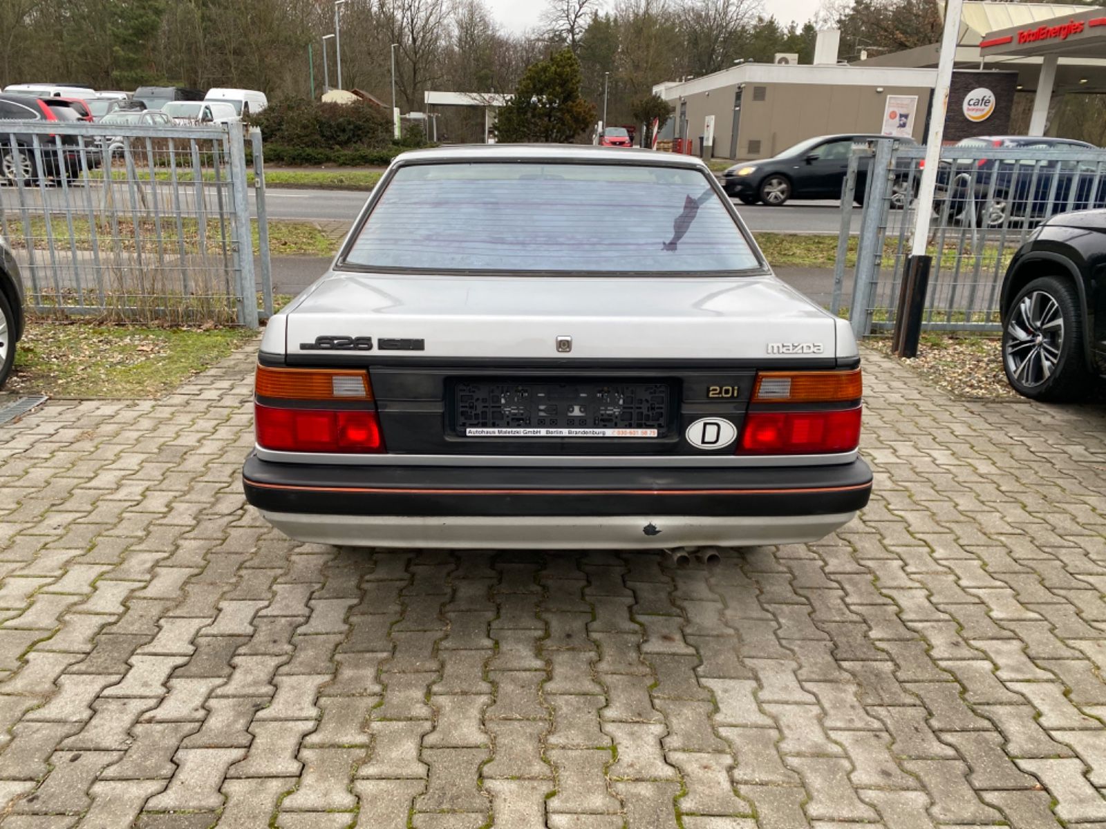 Fahrzeugabbildung Mazda 626 2.0 Oldtimer*H-Kennzeichen*Elektr. Fensterh*