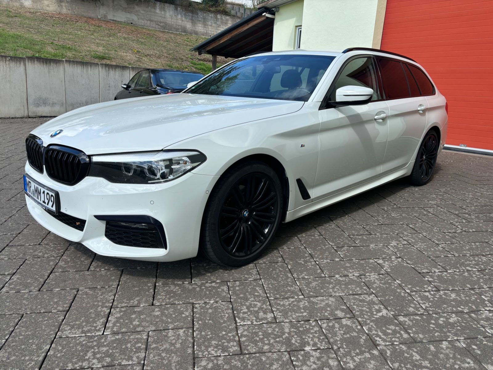 BMW 520d 5 Touring M Sportpaket AHK Navi Kamera