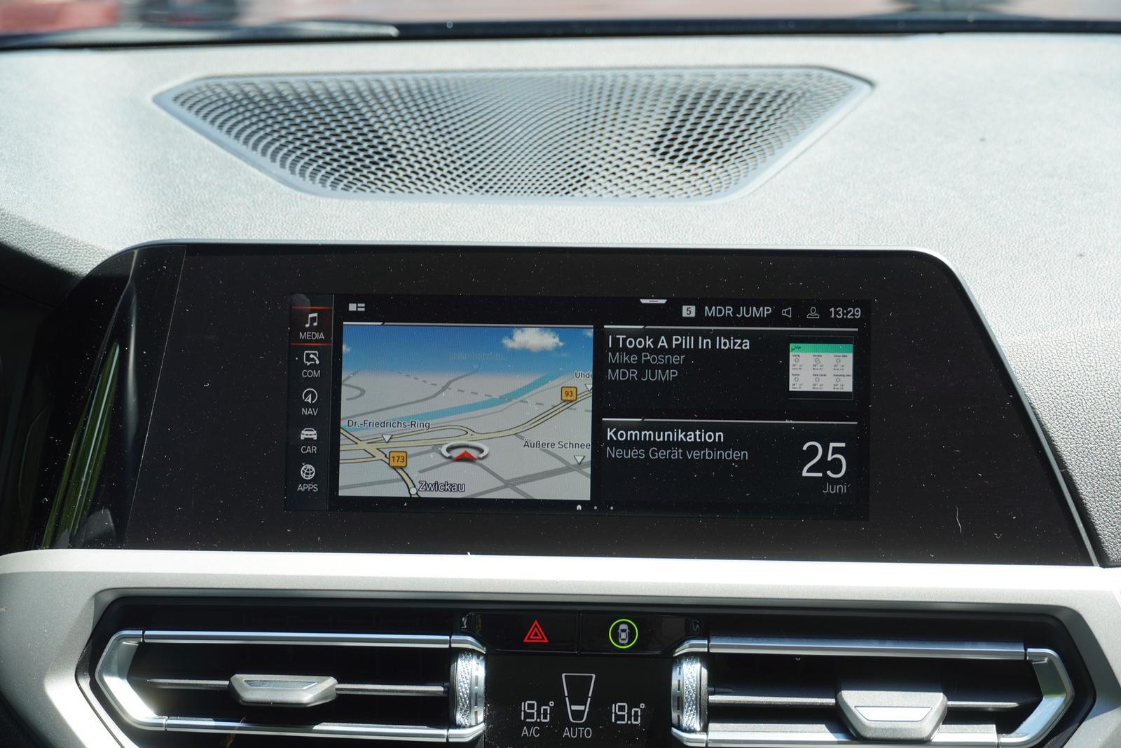 BMW 3 Series iA Touring Advantage Tempomat LED Navi DAB, миниатюра 10