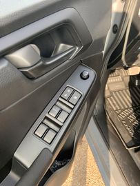 Bild 24 Isuzu D-Max Double Cab 4WD L + Beschichtung und AHK