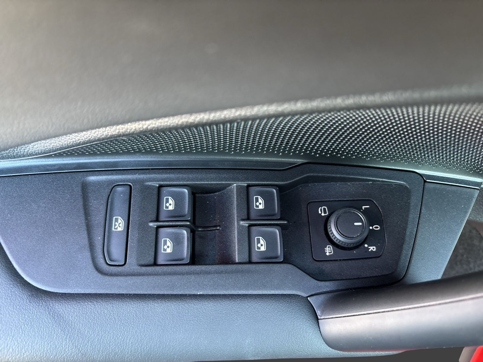 Tiguan 1.5 eTSI Life, AHK, ACC, Navi, Komfortpak