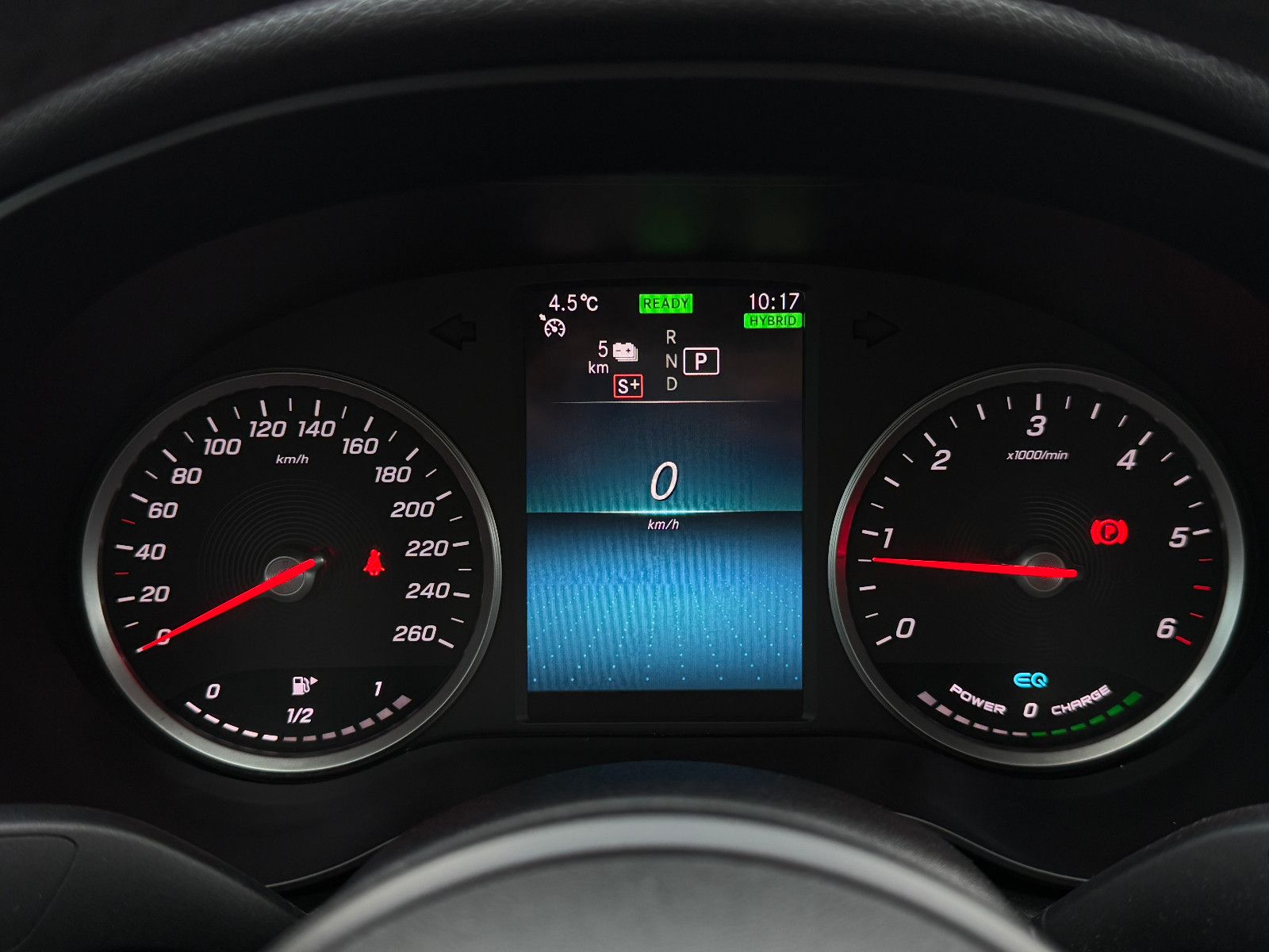 Fahrzeugabbildung Mercedes-Benz C 300de Limo Avantgarde Hybrid 9G DAB GRA Navi