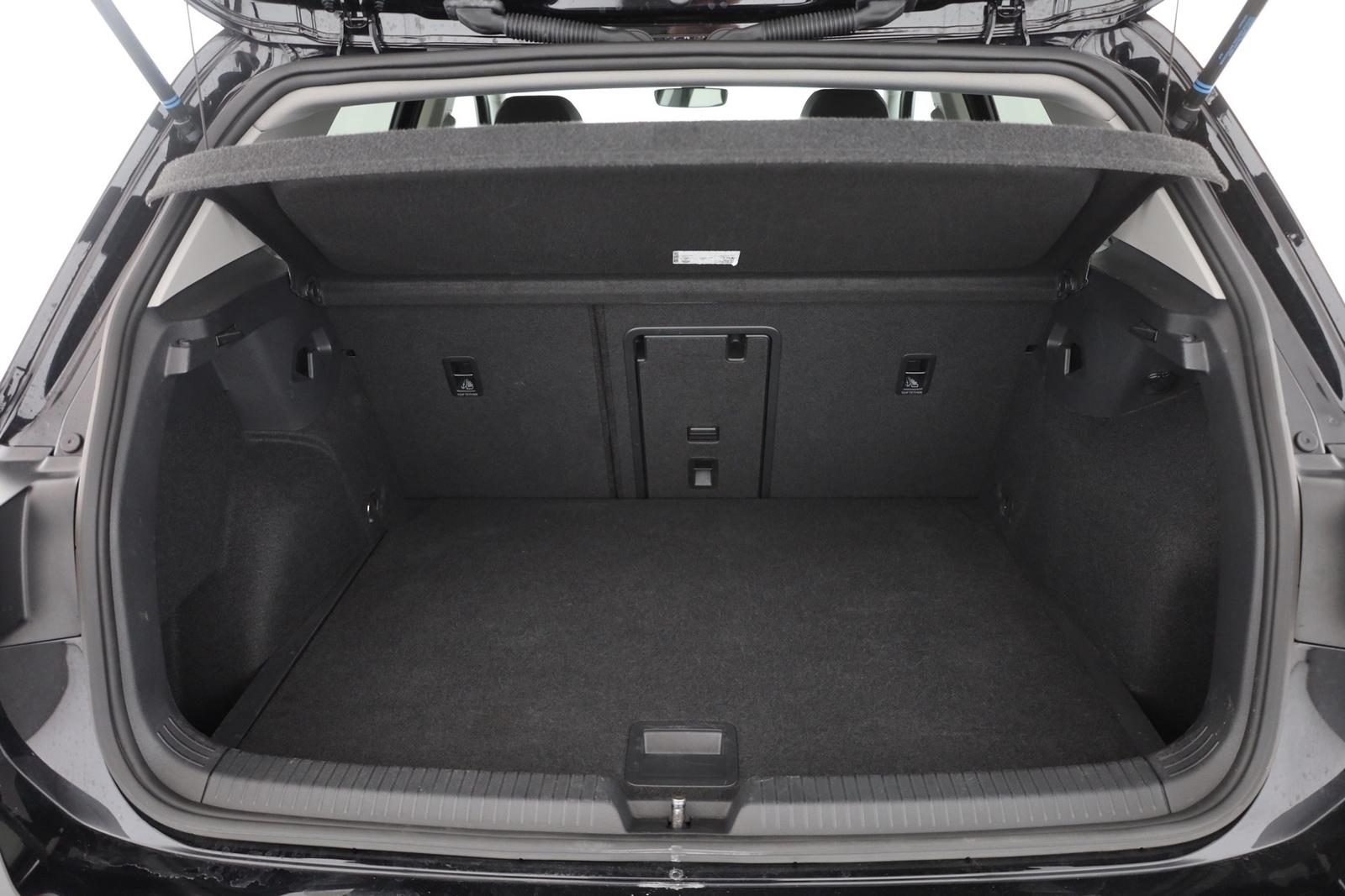 Volkswagen Golf VIII 1.0 United LED Navi Android Apple DAB, миниатюра 26