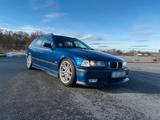 BMW E36 328 touring - BMW 328: Kombi, E36