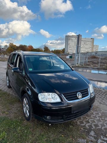 Volkswagen Vw Touran 1,6 FSI Klima AHK Bastler