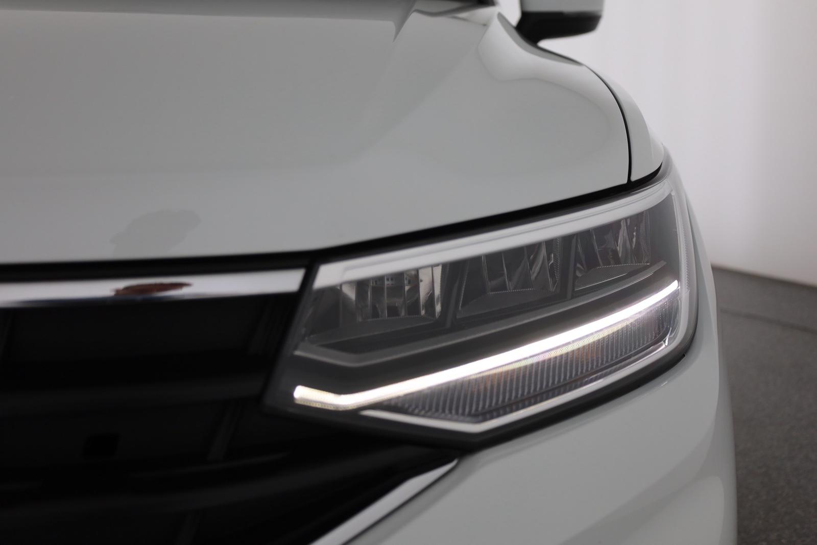 Volkswagen Tiguan 1.5 TSI DSG Life LED App-Connect ACC AHK, миниатюра 30