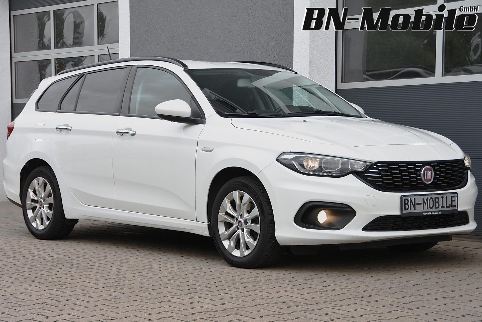 Fiat Tipo Lounge 1.6 120PS / NAVI / AHK
