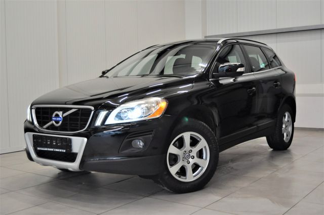 Volvo XC60 Momentum Drive  / START STOP /