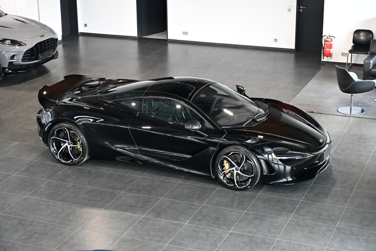 MCLAREN 750S