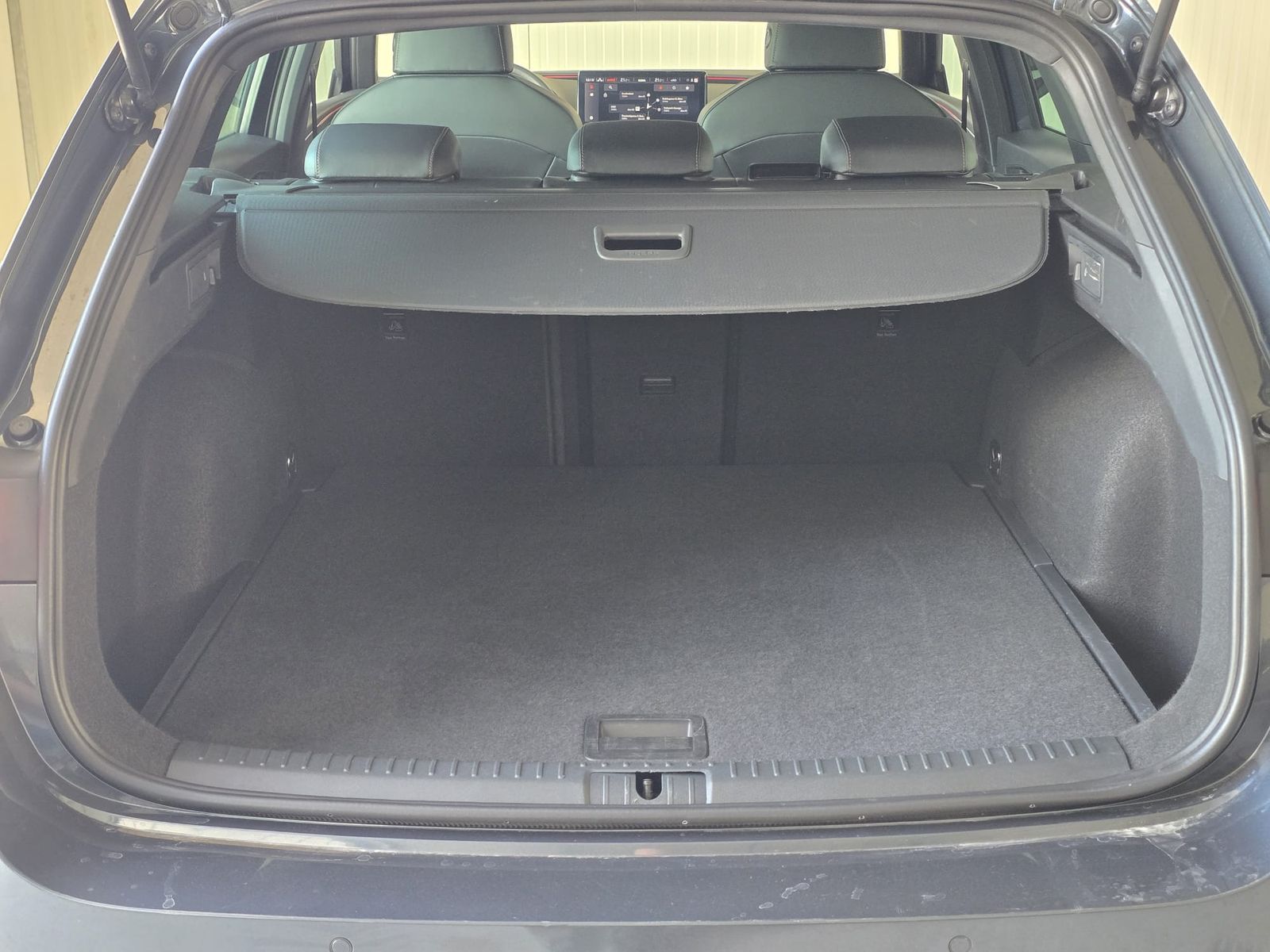 Fahrzeugabbildung CUPRA Leon 1.5 eTSI DSG MATRIX-LED*ACC*APP*KAMERA*18"