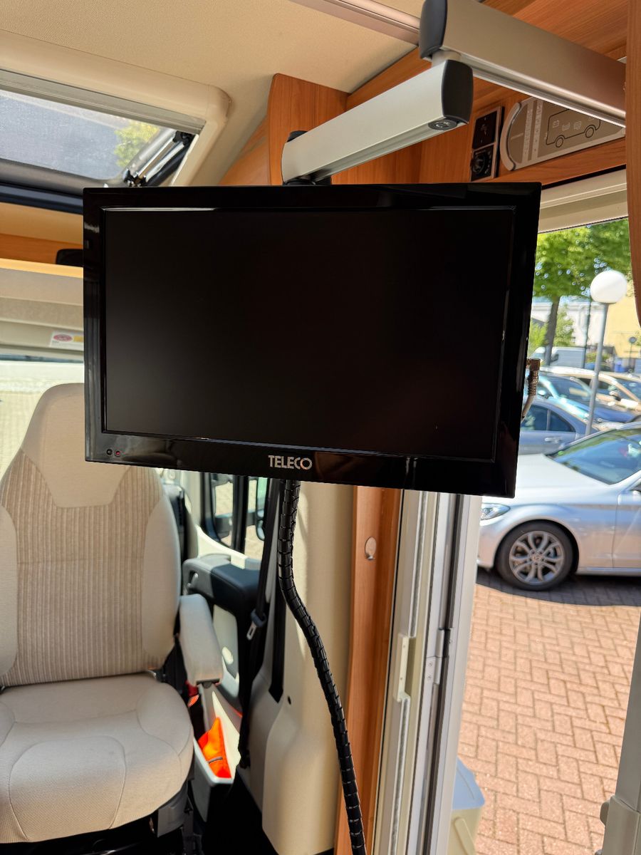 Fahrzeugabbildung HYMER / ERIBA / HYMERCAR EXSIS-T 474 EB FIAT DUCATO 1.HAND SAT TV MARKISE