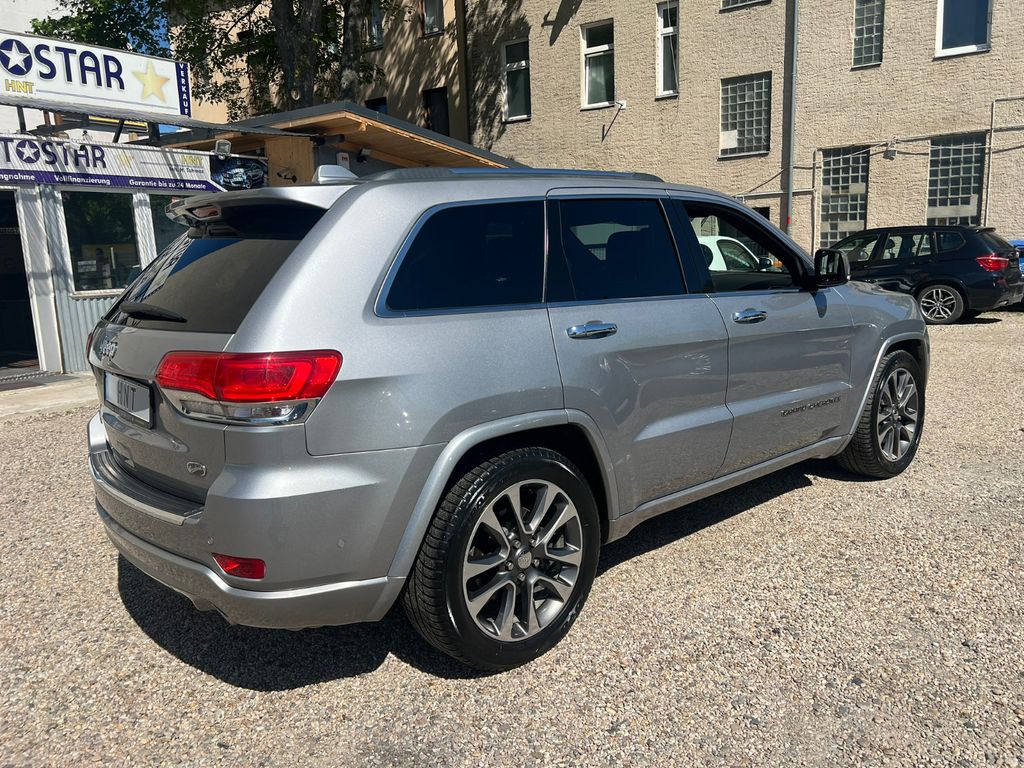 Jeep Grand Cherokee 3.0l V6  Overland Autom.*Panorama