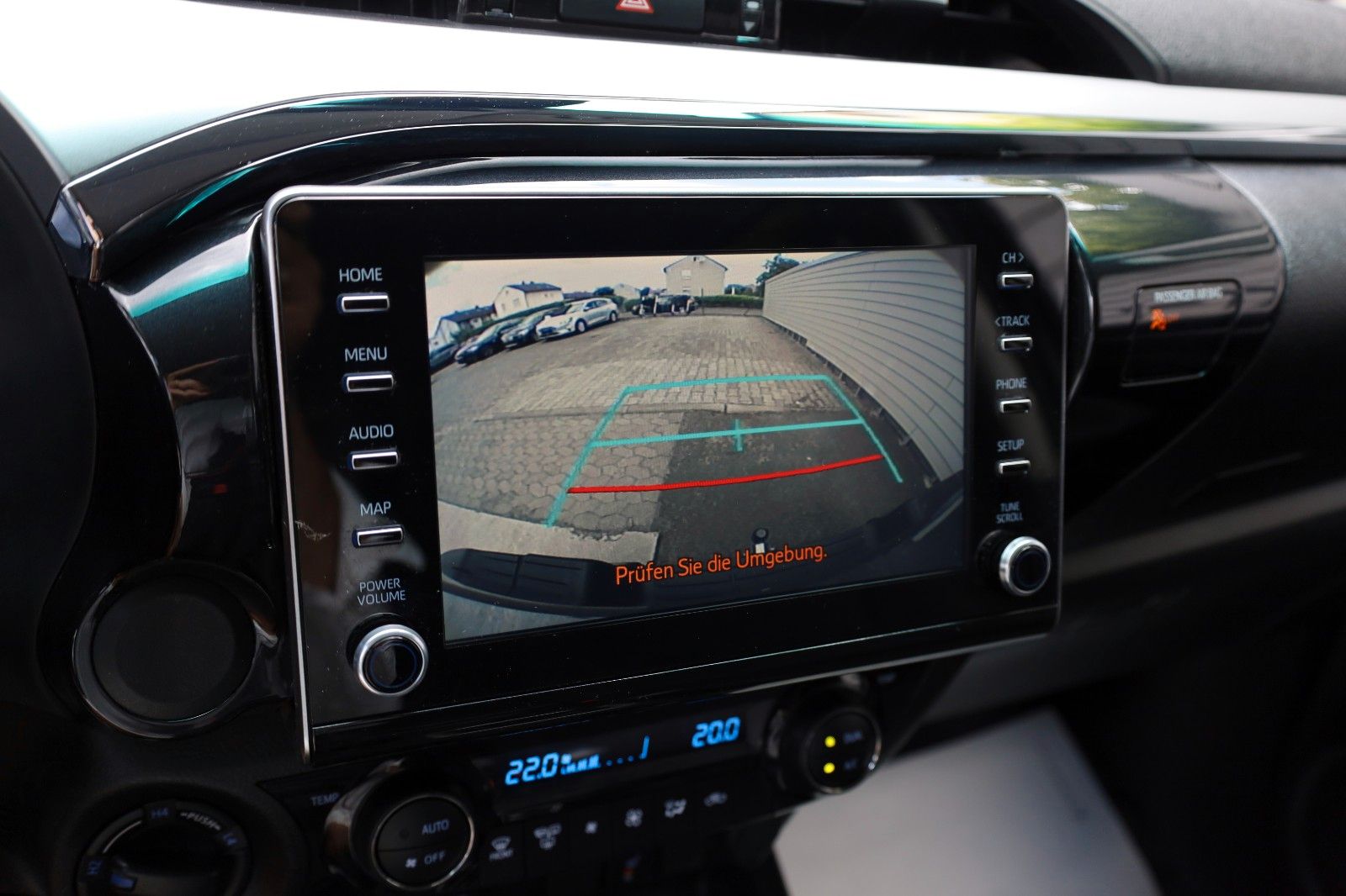 Fahrzeugabbildung Toyota Hilux 2.8 Comfort 4x4,Kamera,HardTop,CarPlay,AHK