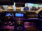 Mercedes-Benz E 220 AMG Line, 360°,19 Zoll, Keyless Go, 81TKM - Mercedes-Benz 220: Automatik