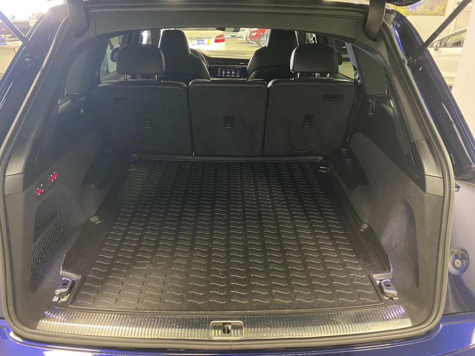Fahrzeugabbildung Audi SQ7 4.0 V8 TDI quattro AHK+Laser+LEDER+360°+BOSE