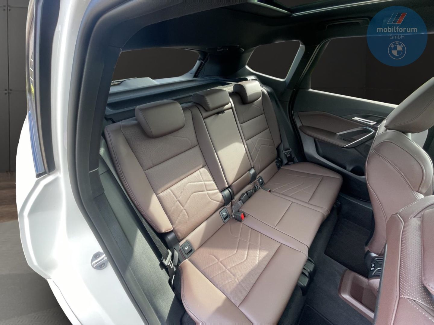 BMW X1 xDrive23d M-Sport AHK Massage ACC Panorama foto 4