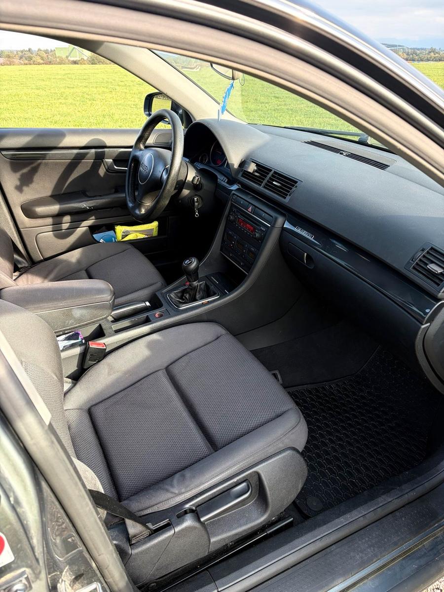 Audi Quattro 2005 — photo 11