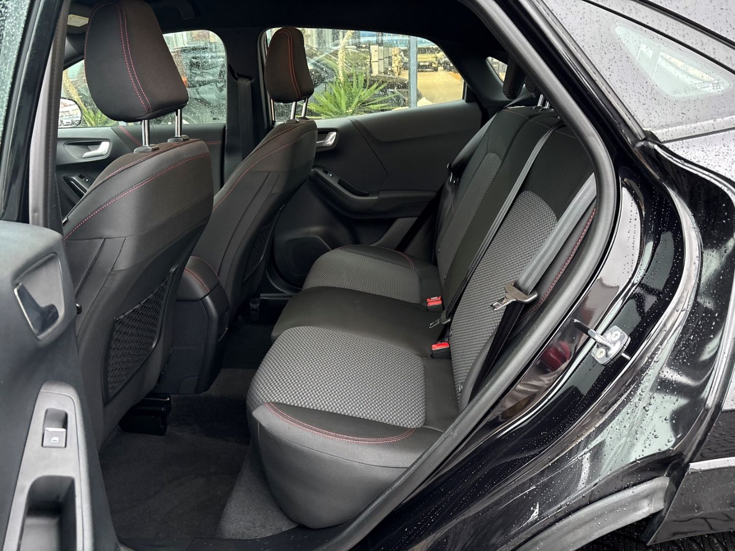 Fahrzeugabbildung Ford Puma ST-Line Navi LED DAB SHZ LenkradHZG Keyless