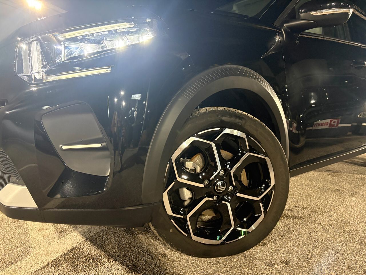 Other NEW Citroen C3 PureTech 100 S&S Max FULL OPTIONA imagem 2