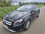 Mercedes-Benz Mersedes GLA 200 CDI Automatik - Mercedes-Benz: Mersedes