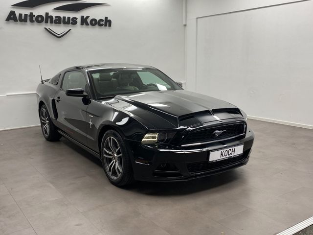 Ford MUSTANG 3.7 COUPE MIT EINER HAMMER OPTIK !!