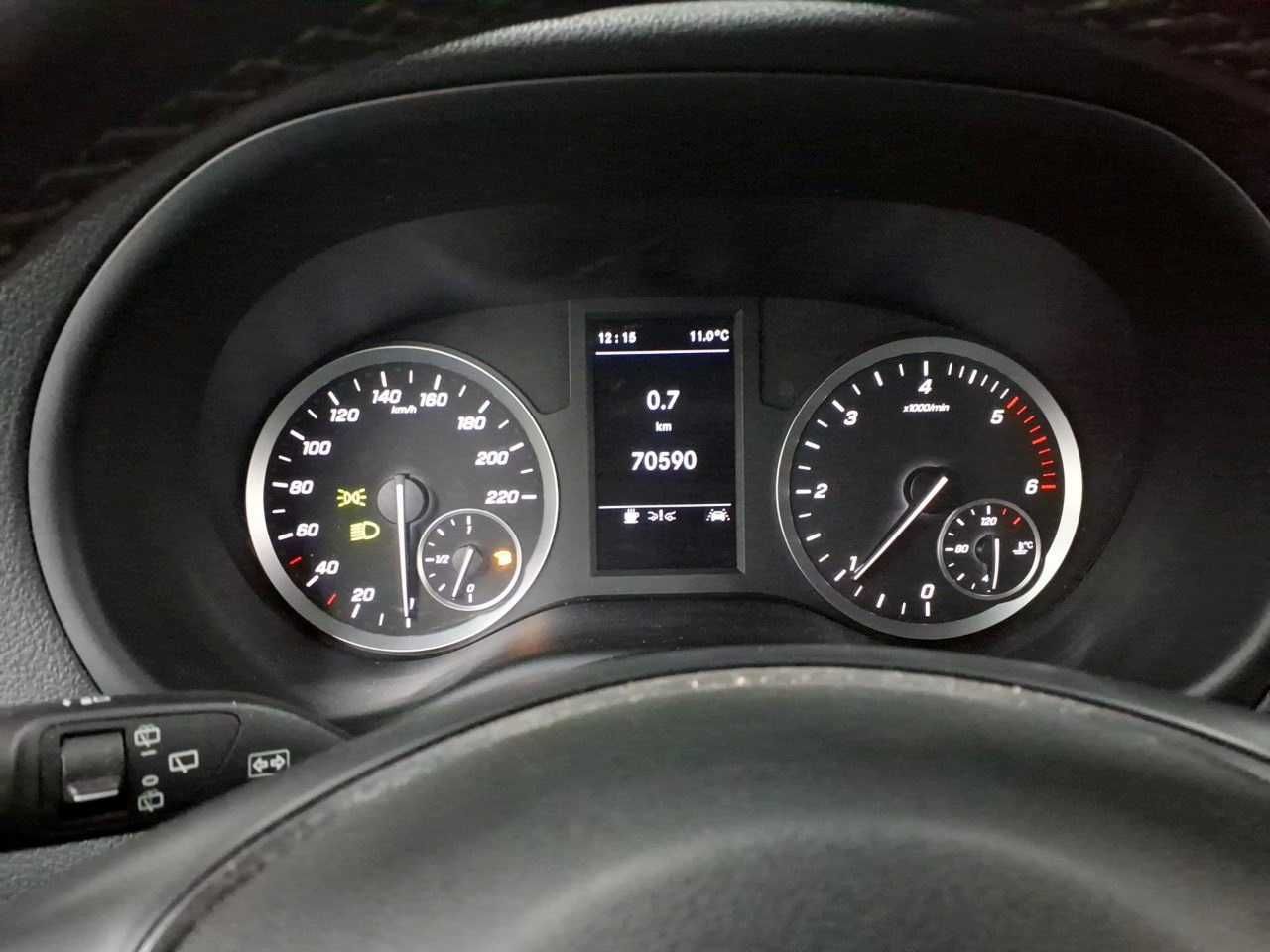 Fahrzeugabbildung Mercedes-Benz Vito 114 CDI Mixto Regal AHK Klima PARKTRONIC