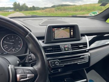 BMW 220 - 12
