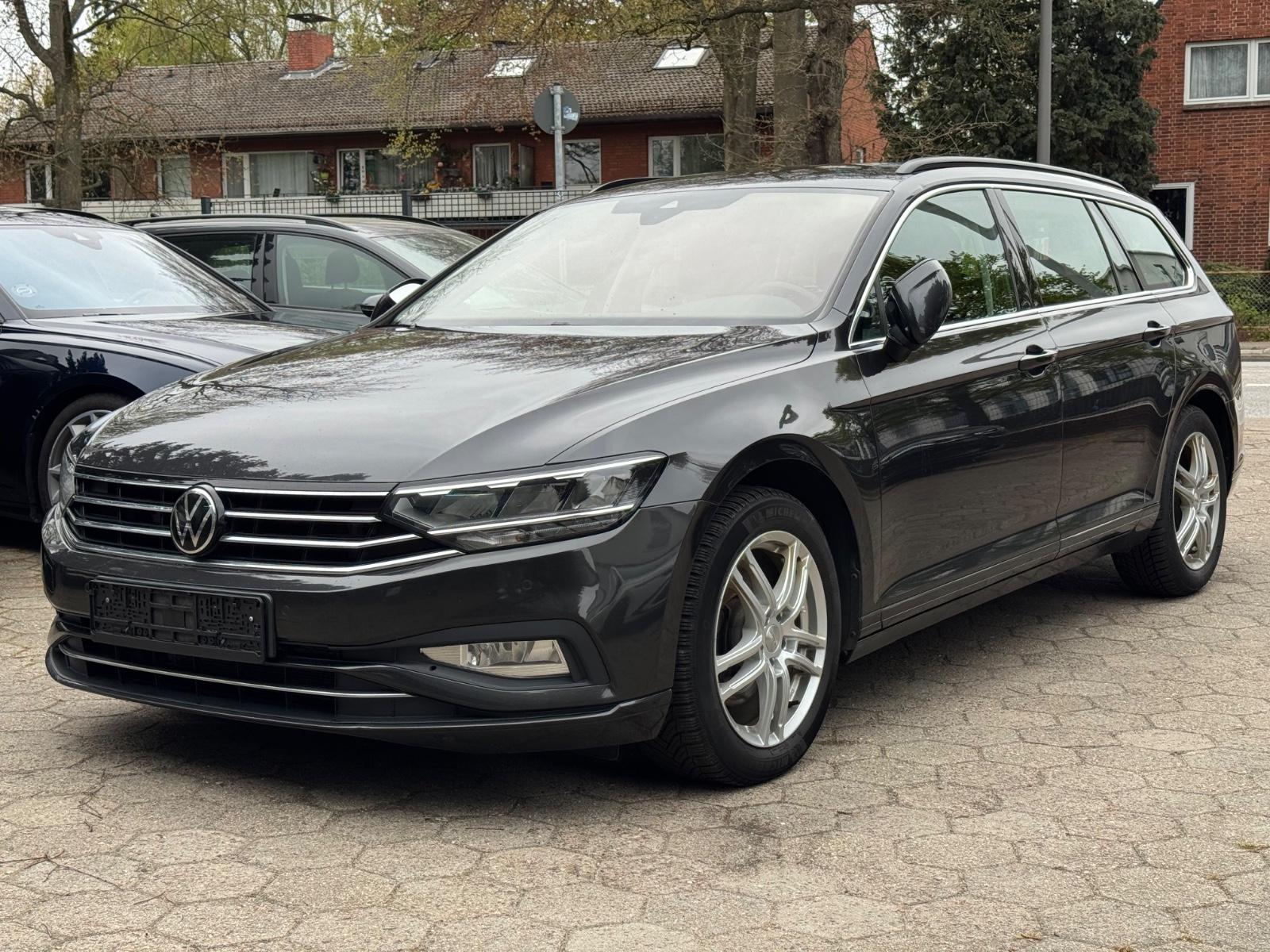 Volkswagen Passat Variant Business AHK ACC Carplay Kamera