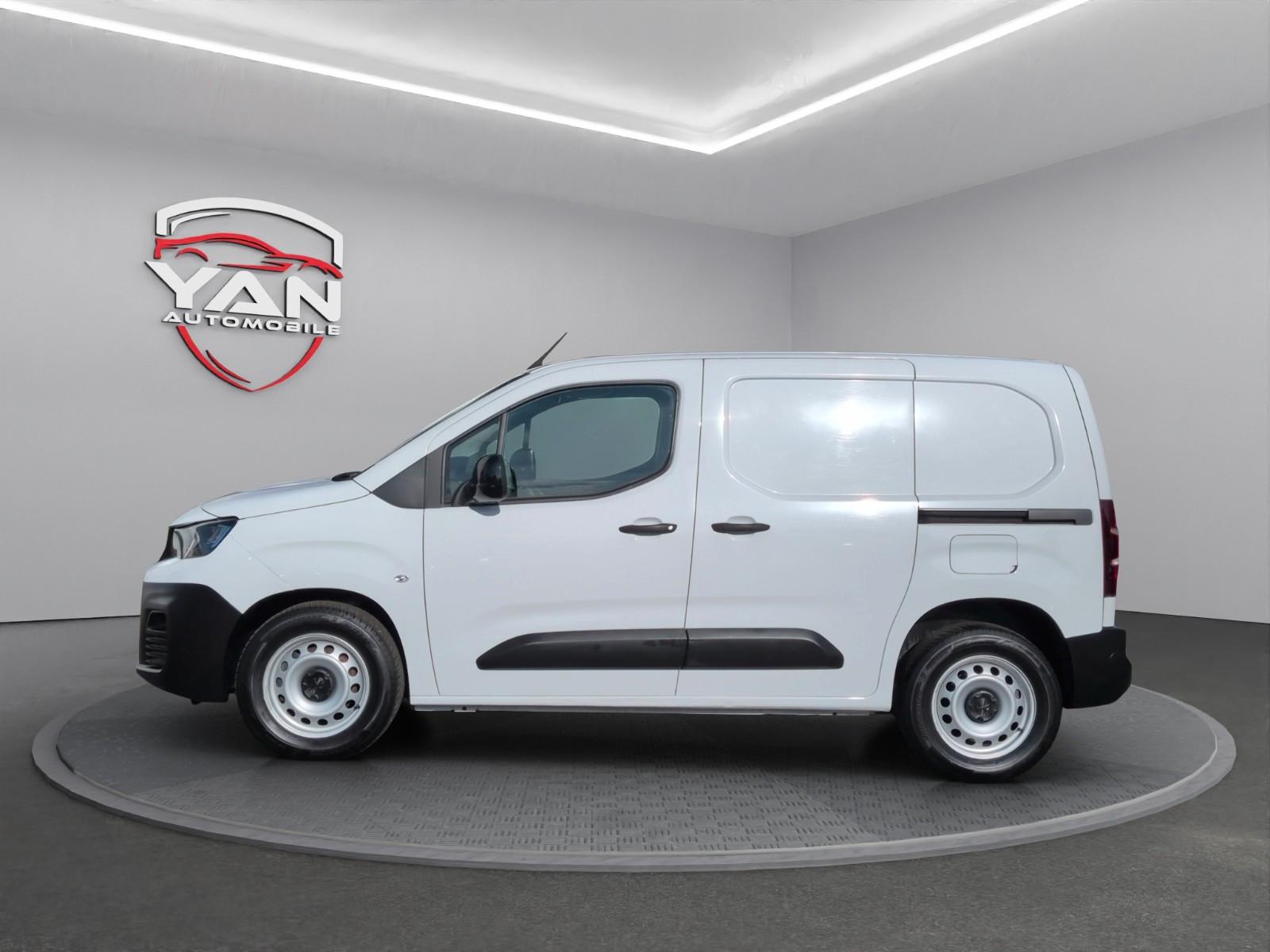 Peugeot Partner L1 1.5 HDI*AHK*NAVI*Kamera*Tempomat*220V