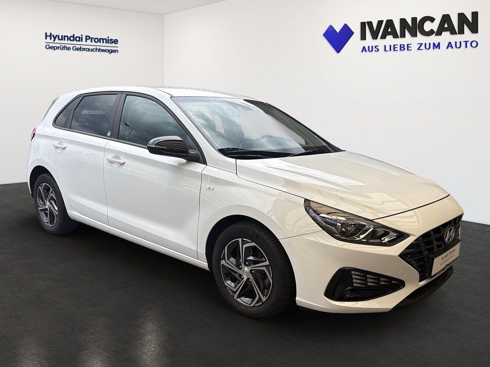 Fahrzeugabbildung Hyundai i30 1.5T 160PS 48V Edition 30