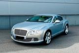 Bentley Continental GT 6.0 W12 4WD Automatik - silberne Bentley Continental
