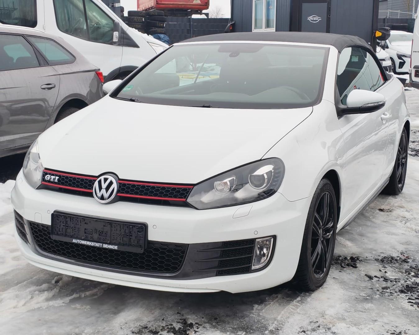 Volkswagen Golf 6 Cabrio 2.0 TSI - GTI -XENON-CARPLAY- EU5