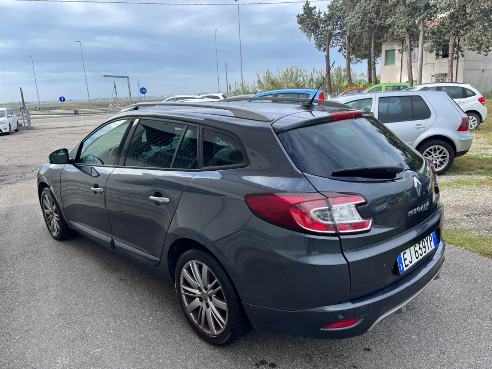 Renault Megane 2011 — photo 6