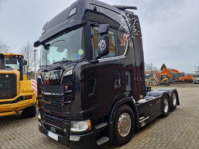 Scania S730 / V8 Sattelzugmaschine 6x2 SZM *Leder*Lift