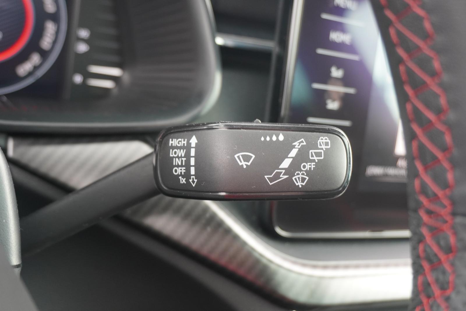 Skoda Kamiq 1.0 TSI DSG Monte Carlo LED Navi Panorama