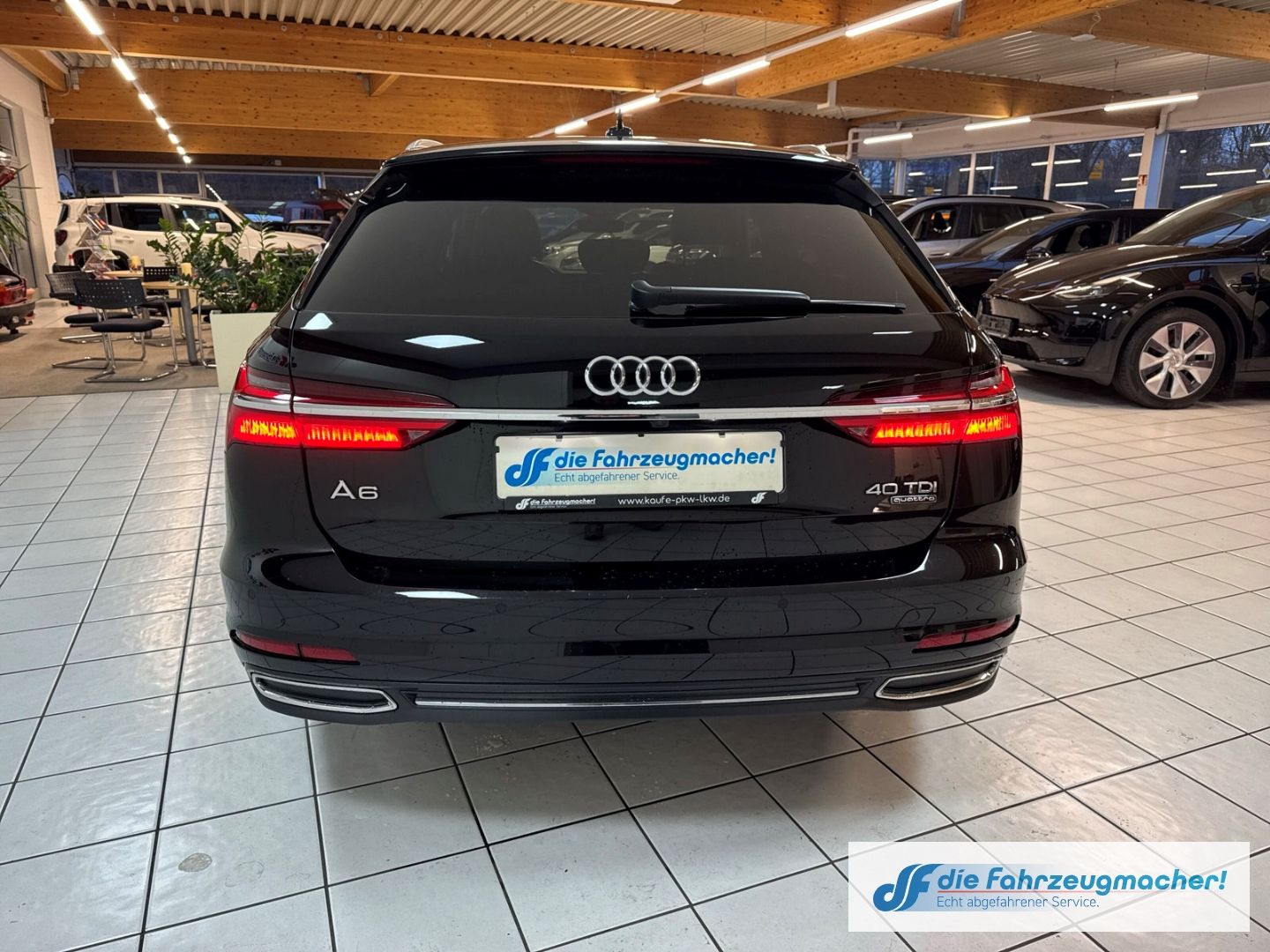 Fahrzeugabbildung Audi A6 Avant 40 TDI quattro sport S-line Sportpaket