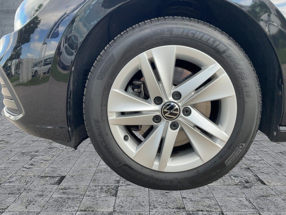 Volkswagen Golf - Bild 8