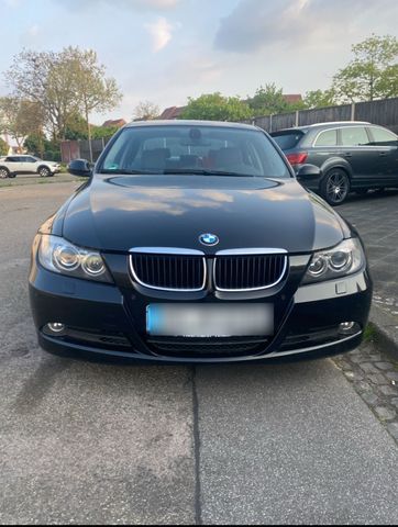 BMW 320i Vollaustattung E90