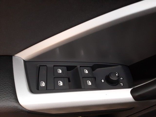 Fahrzeugabbildung Audi Q3 Sportback 45TFSIe Kamera Sportsitze 18" FSE