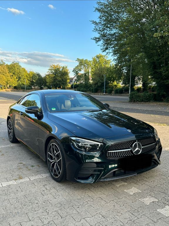 Image of Mercedes-Benz E 220