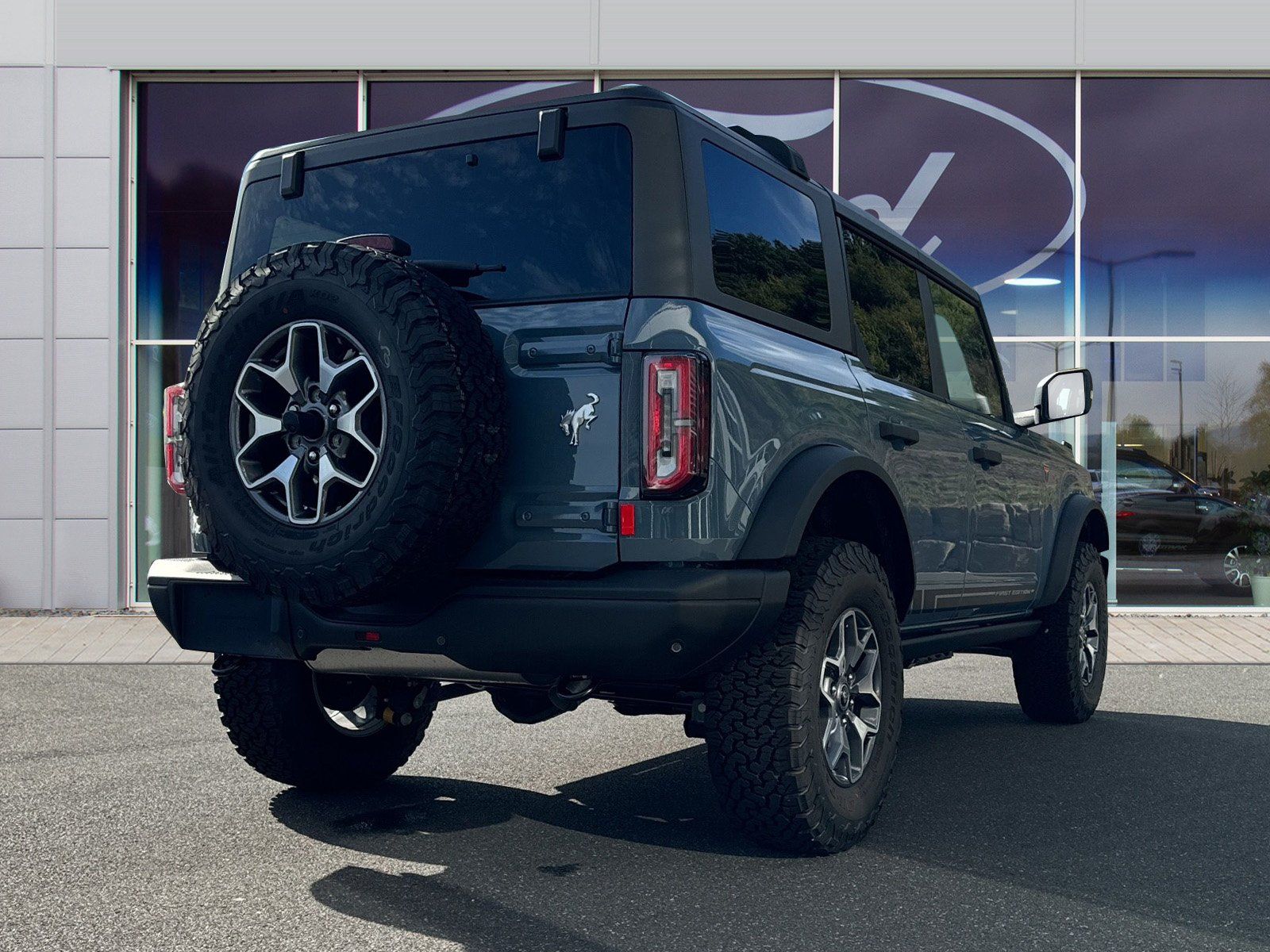 Fahrzeugabbildung Ford Bronco Badlands e-4WD #360-Grad-Kamera