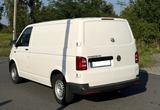 Volkswagen T6 Transporter 1. HAND, HU NEU, REIFEN NEU - VW T6 Transporter von privat