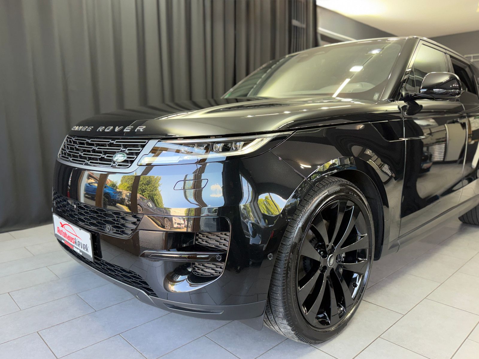 Fahrzeugabbildung Land Rover Range Rover Sport S Hybrid |MERIDIAN|360°|LUFT