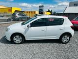 Dacia Sandero II Laureate * 1 Hand - Dacia Sandero: Laureate