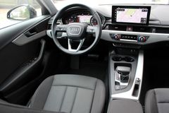 AUDI A4 Avant 40TDI quattro/ MATRIX/BUSINESS/AMBIENTE AUDI A4 Avant 40TDI quattro/ MATRIX/BUSINESS/AMBIENTE