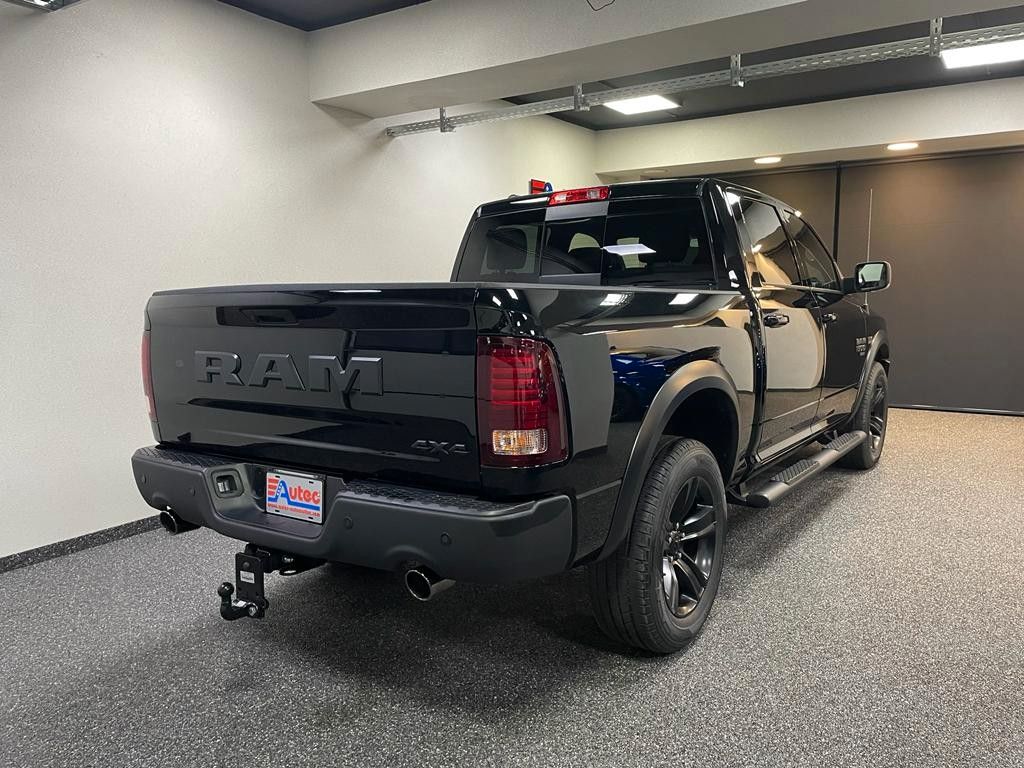 Fahrzeugabbildung Dodge 2023 WARLOCK CREW CAB HEMI 4x4 SOFORT!